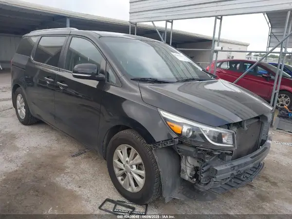 KNDMB5C16G6213278 2016 KIA SEDONA - Image 1
