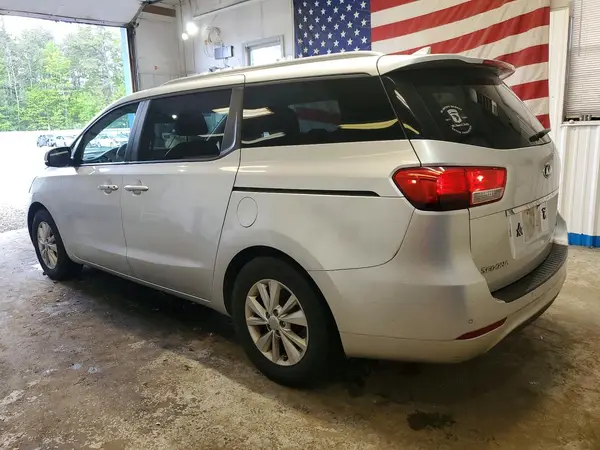 KNDMB5C16G6214771 2016 KIA SEDONA - Image 2