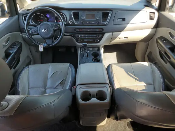 KNDMB5C16H6240871 2017 KIA SEDONA - Image 8