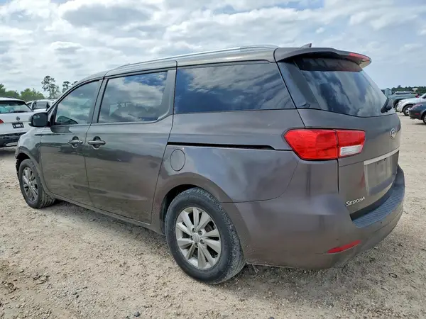 KNDMB5C16H6242264 2017 KIA SEDONA - Image 2