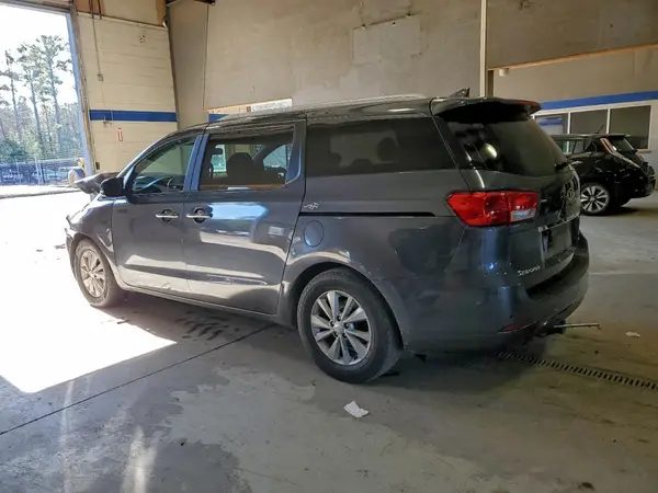 KNDMB5C16H6249294 2017 KIA SEDONA - Image 2