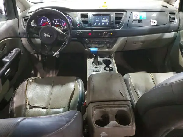 KNDMB5C16H6250753 2017 KIA SEDONA - Image 8
