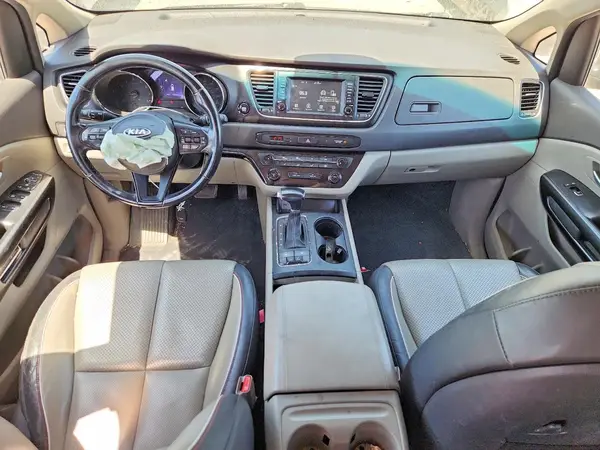 KNDMB5C16H6251269 2017 KIA SEDONA - Image 8