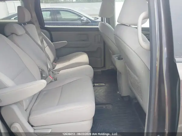 KNDMB5C16H6251367 2017 KIA SEDONA - Image 8