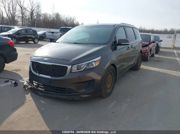 KNDMB5C16H6251384 2017 KIA SEDONA - Image 2