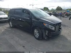 KNDMB5C16H6286670 2017 KIA SEDONA