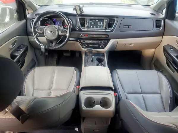 KNDMB5C16H6289147 2017 KIA SEDONA - Image 8