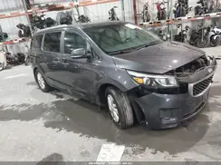 KNDMB5C16H6292596 2017 KIA SEDONA