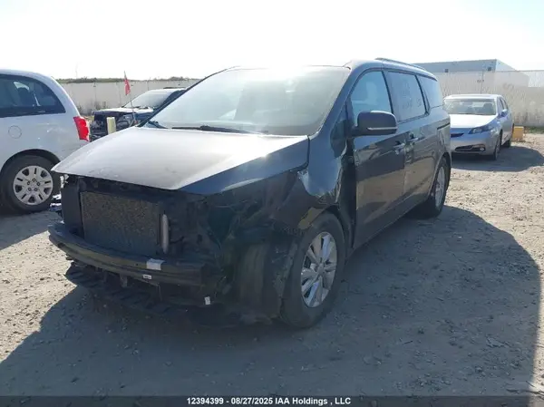KNDMB5C16H6311650 2017 KIA SEDONA - Image 2