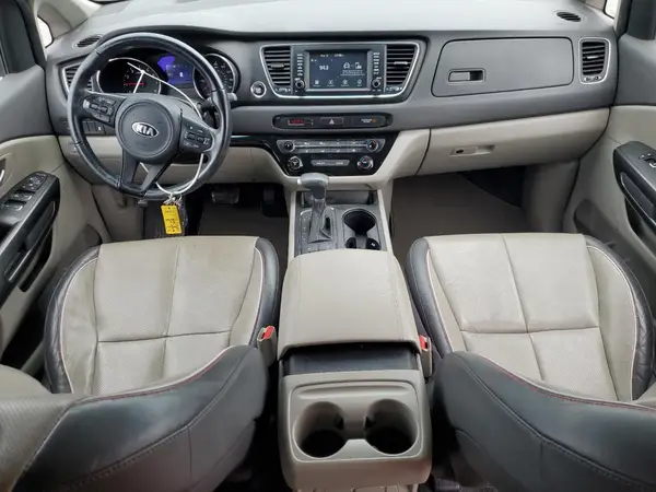 KNDMB5C16H6314533 2017 KIA SEDONA - Image 8