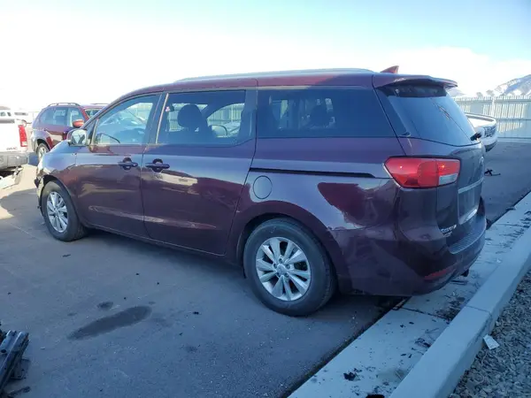 KNDMB5C16H6324219 2017 KIA SEDONA - Image 2