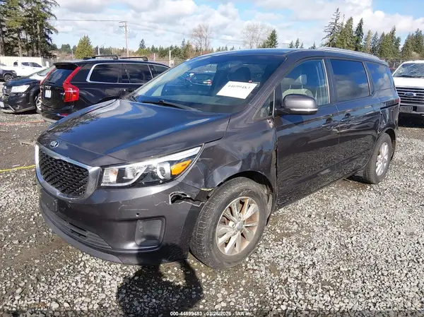 KNDMB5C16H6324494 2017 KIA SEDONA - Image 2