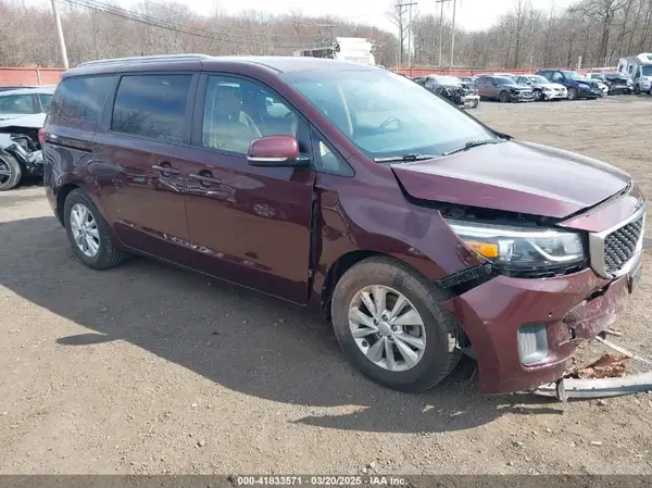 KNDMB5C16H6328514 2017 KIA SEDONA - Image 1