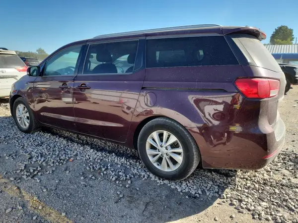 KNDMB5C16H6333146 2017 KIA SEDONA - Image 2