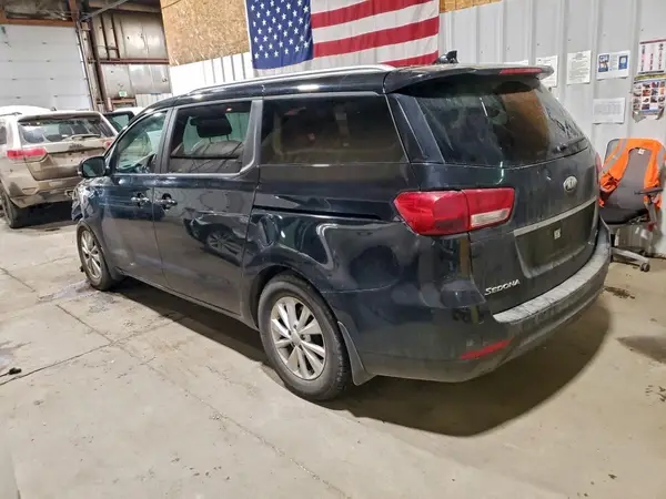 KNDMB5C16H6339545 2017 KIA SEDONA - Image 2