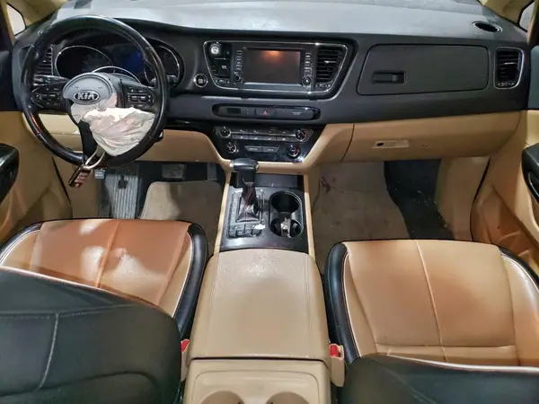 KNDMB5C16H6339545 2017 KIA SEDONA - Image 8