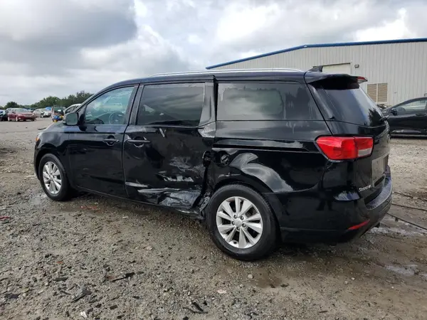 KNDMB5C16J6360515 2018 KIA SEDONA - Image 2