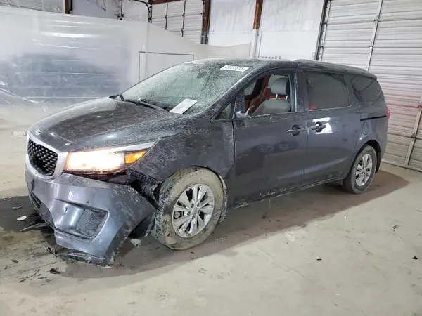 KNDMB5C16J6376343 2018 KIA SEDONA - Image 1