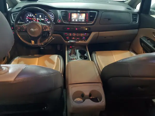 KNDMB5C16J6376343 2018 KIA SEDONA - Image 8