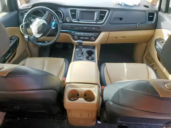 KNDMB5C16J6378626 2018 KIA SEDONA - Image 8