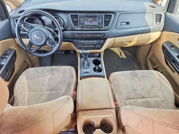 KNDMB5C16J6389349 2018 KIA SEDONA - Image 8