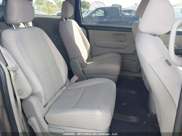 KNDMB5C16K6483829 2019 KIA SEDONA - Image 8