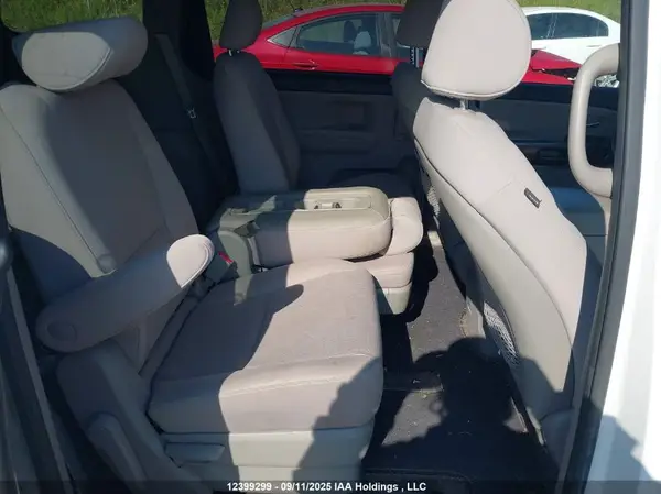KNDMB5C16K6512892 2019 KIA SEDONA - Image 8
