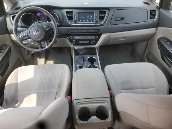 KNDMB5C16K6523472 2019 KIA SEDONA - Image 8