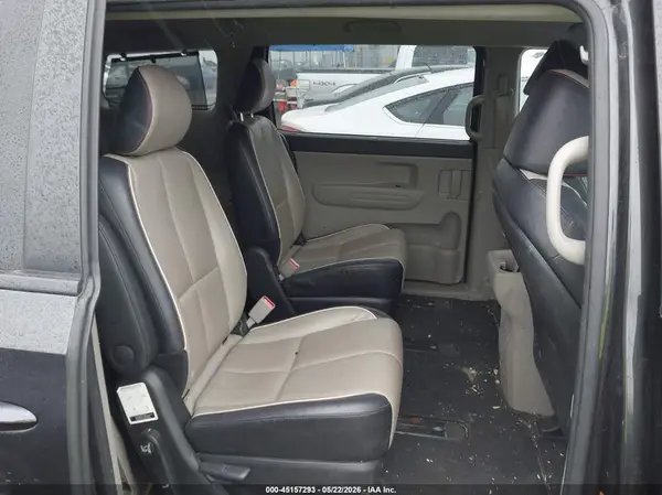 KNDMB5C16K6525772 2019 KIA SEDONA - Image 8