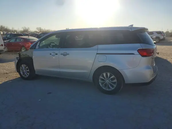 KNDMB5C16K6535203 2019 KIA SEDONA - Image 2