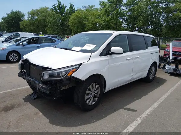 KNDMB5C16K6538764 2019 KIA SEDONA - Image 2