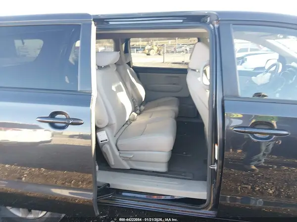 KNDMB5C16K6551398 2019 KIA SEDONA - Image 8