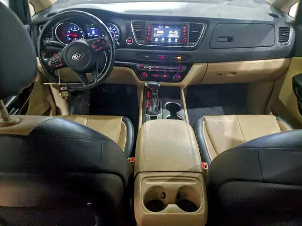 KNDMB5C16K6561770 2019 KIA SEDONA - Image 8