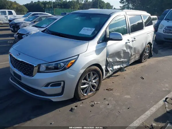 KNDMB5C16L6576898 2020 KIA SEDONA - Image 2