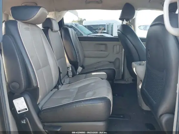 KNDMB5C16L6576898 2020 KIA SEDONA - Image 8