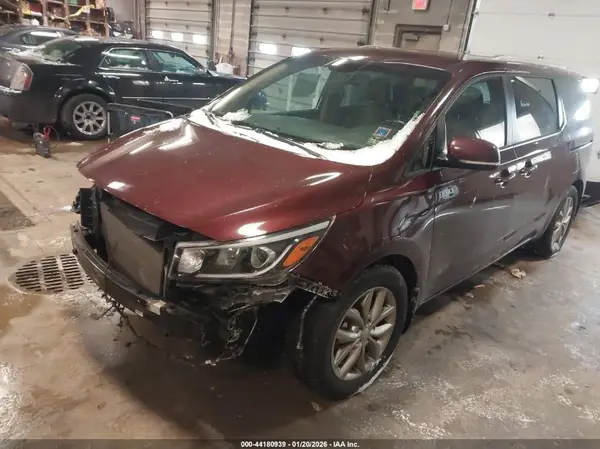 KNDMB5C16L6597315 2020 KIA SEDONA - Image 2