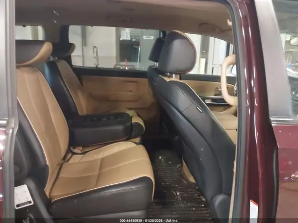 KNDMB5C16L6597315 2020 KIA SEDONA - Image 8