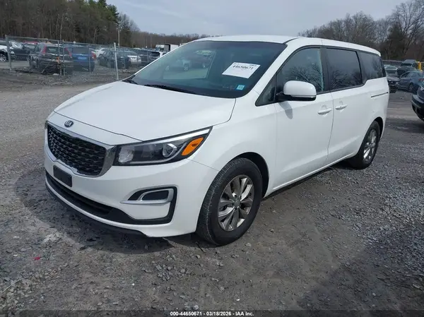 KNDMB5C16L6660249 2020 KIA SEDONA - Image 2
