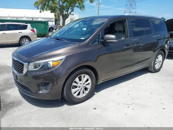KNDMB5C17G6091157 2016 KIA SEDONA - Image 2