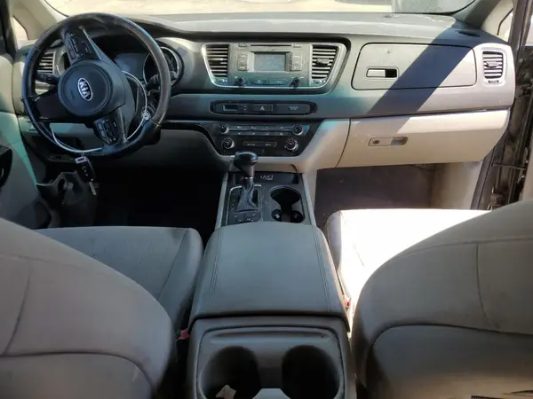 KNDMB5C17G6092387 2016 KIA SEDONA - Image 8