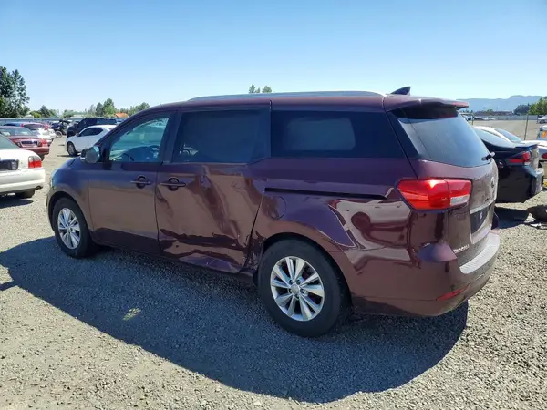 KNDMB5C17G6095189 2016 KIA SEDONA - Image 2