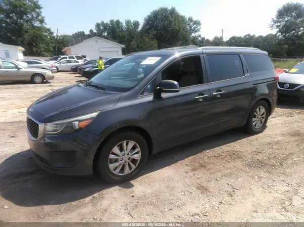 KNDMB5C17G6097900 2016 KIA SEDONA - Image 2