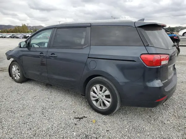 KNDMB5C17G6098724 2016 KIA SEDONA - Image 2