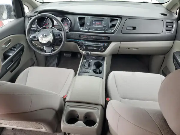 KNDMB5C17G6098724 2016 KIA SEDONA - Image 8