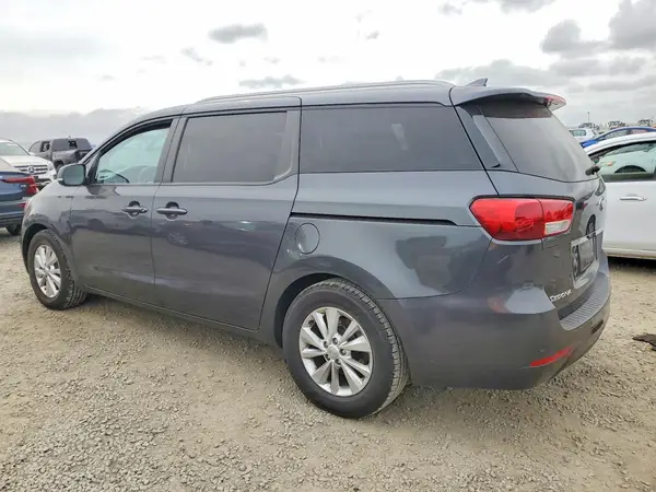 KNDMB5C17G6100181 2016 KIA SEDONA - Image 2