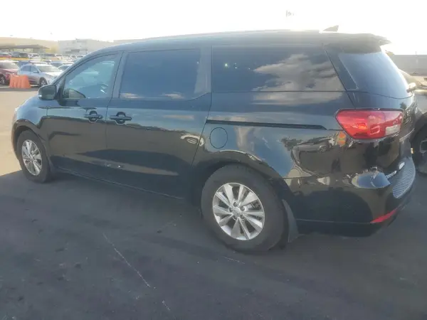 KNDMB5C17G6100827 2016 KIA SEDONA - Image 2