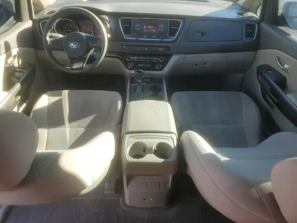 KNDMB5C17G6100827 2016 KIA SEDONA - Image 8