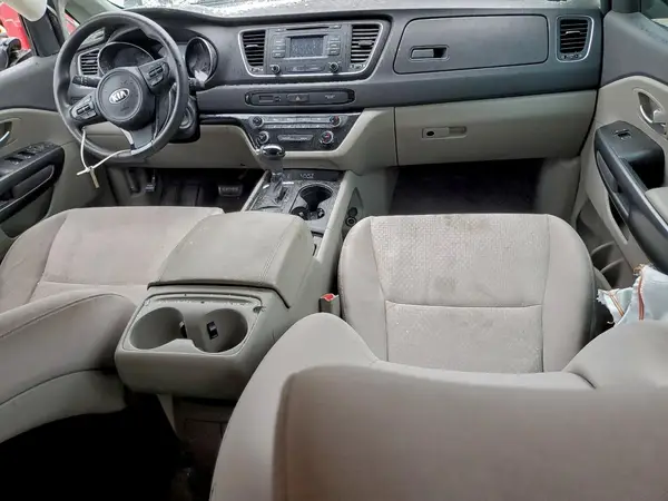 KNDMB5C17G6102609 2016 KIA SEDONA - Image 8
