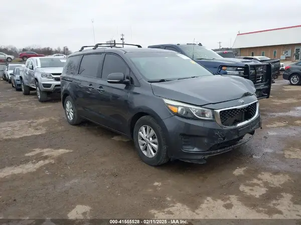 KNDMB5C17G6107373 2016 KIA SEDONA - Image 1