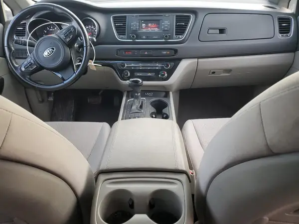 KNDMB5C17G6110113 2016 KIA SEDONA - Image 8